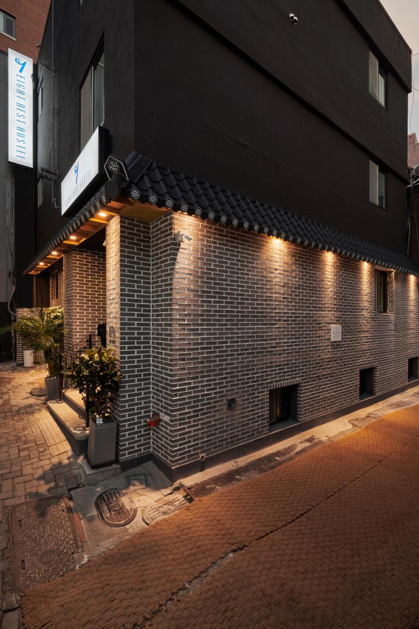 Asrama Eight Rest Myeongdong